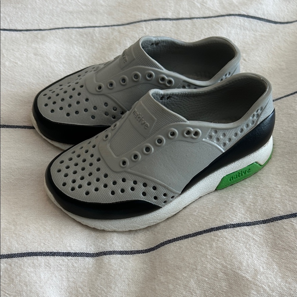 Native Kids Lennox Block Slip On Shoes in Gray, Black, and Green C7